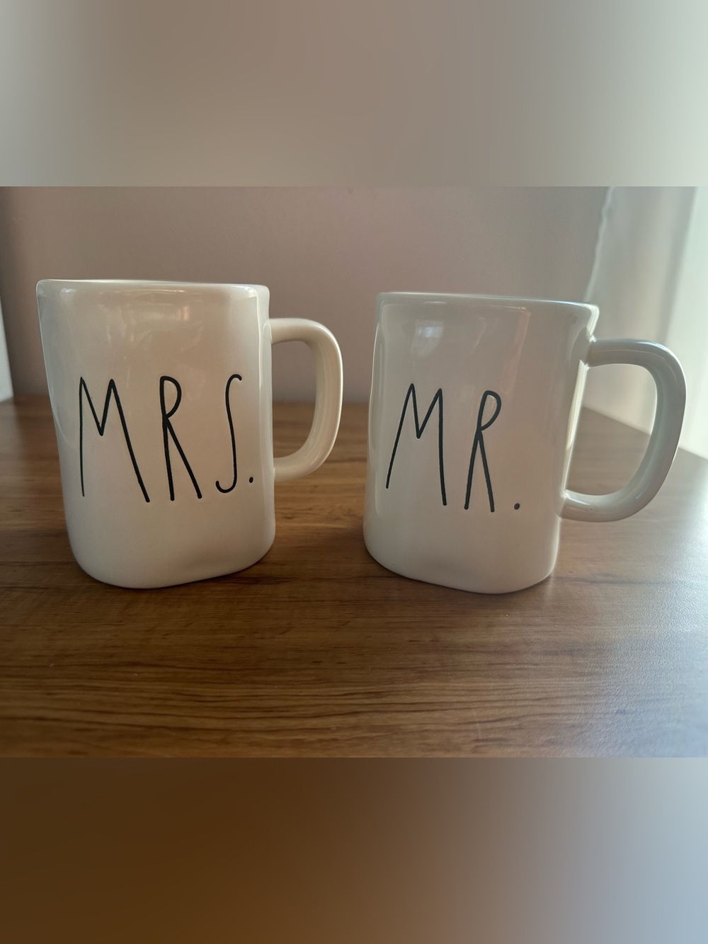 White 'Mr.' and 'Mrs.' Ceramic Coffee Mugs - Set of 2